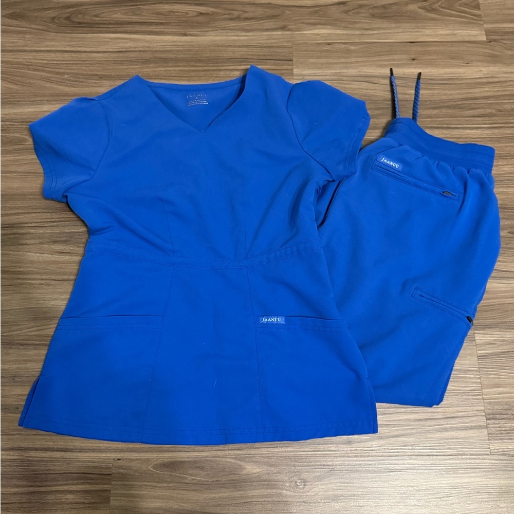 Jaanuu Navy Scrub Set